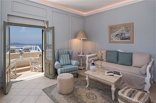 Photo 8 - Captivating 2-bed Villa in Imerovigli, Santorini