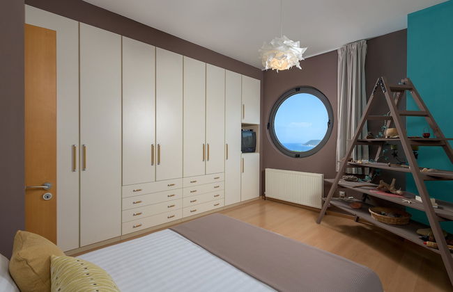 Ixian Hilltop Villa - Foto 1