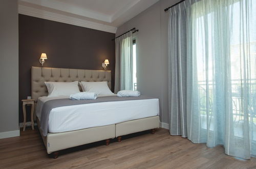 Photo 3 - Nival Luxury Suites