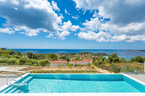 Photo 8 - Villa Lassi Fos Large Private Pool Walk to Beach Sea Views A C Wifi - 3056