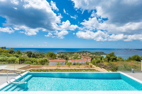 Photo 44 - Villa Lassi Fos Large Private Pool Walk to Beach Sea Views A C Wifi - 3056