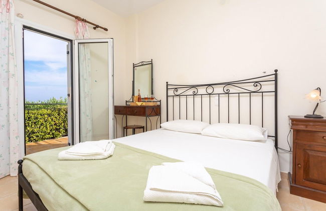 Skala Villa Green Large Private Pool Walk to Beach Sea Views A C Wifi - 2825 - Foto 2