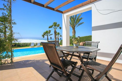 Foto 21 - Villa Pelagos Large Private Pool Walk to Beach Sea Views A C Wifi - 2429