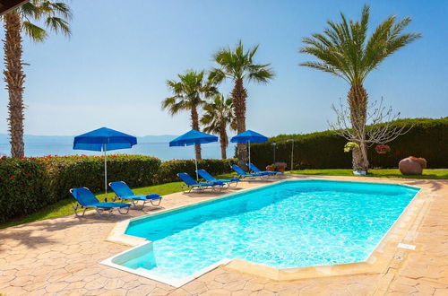 Foto 54 - Villa Pelagos Large Private Pool Walk to Beach Sea Views A C Wifi - 2429