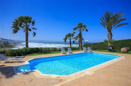 Photo 5 - Villa Pelagos Large Private Pool Walk to Beach Sea Views A C Wifi - 2429