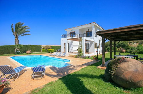 Photo 3 - Villa Pelagos Large Private Pool Walk to Beach Sea Views A C Wifi - 2429