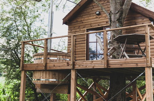 Photo 18 - Dreamy Chalet in Barvaux-sur-ourthe With Sauna