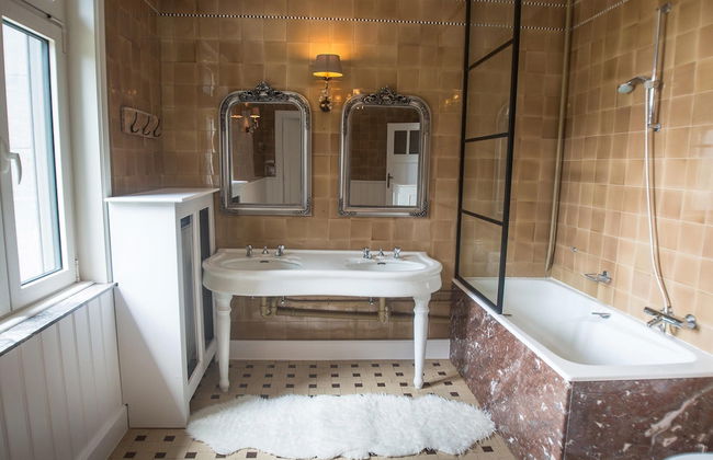 Magnificent Luxury Chateau in Vast Garden with Sauna & Hot Tubs - Foto 43