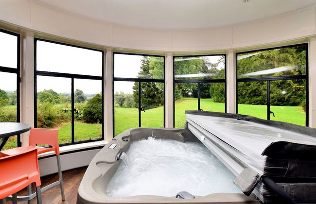 Magnificent Luxury Chateau in Vast Garden with Sauna & Hot Tubs - Foto 57