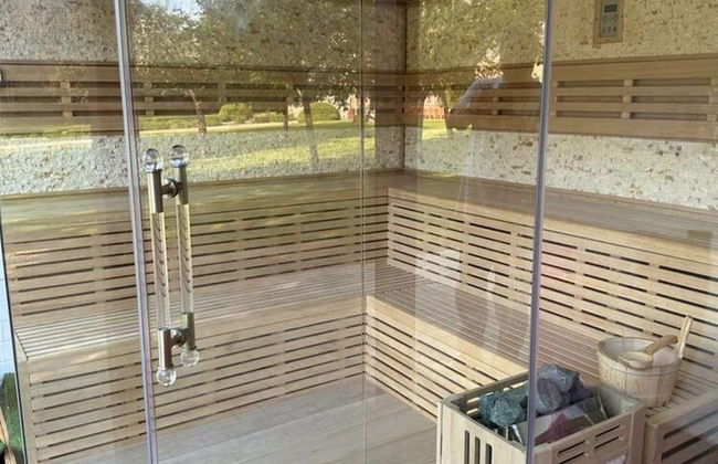 Magnificent Luxury Chateau in Vast Garden with Sauna & Hot Tubs - Foto 34