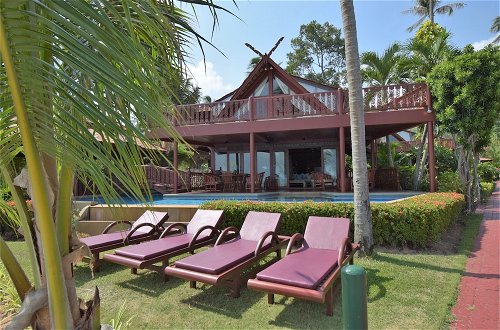 Photo 23 - 3 Bedroom Beach Front Villa with Private Pool - P3 SDV026-By Samui Dream Villas