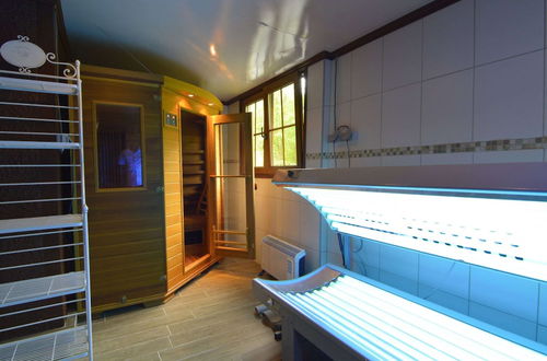 Foto 27 - Luxurious Accommodation, Sauna, Hot Tub, Solarium, Private Bathrooms