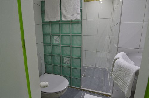 Foto 27 - Luxurious Accommodation, Sauna, Hot Tub, Solarium, Private Bathrooms