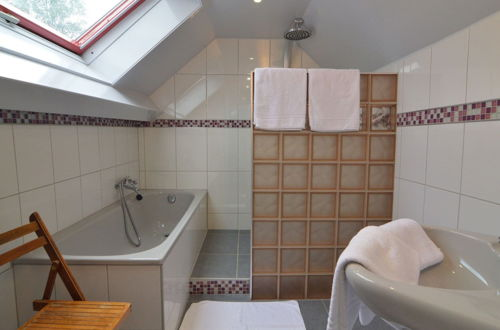 Foto 28 - Luxurious Accommodation, Sauna, Hot Tub, Solarium, Private Bathrooms