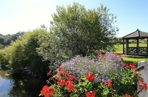 Photo 36 - Classy Holiday Home in Martilly with Hot Tub