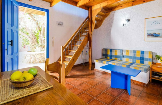 Aesthetic Holiday Home in Palaiochora near Sea Beach - Foto 32