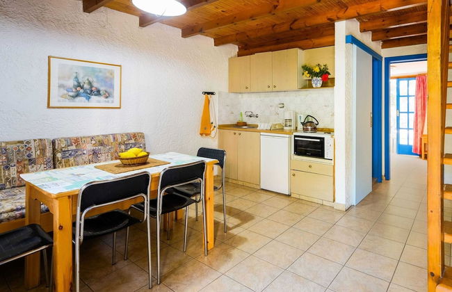 Aesthetic Holiday Home in Palaiochora near Sea Beach - Photo 18