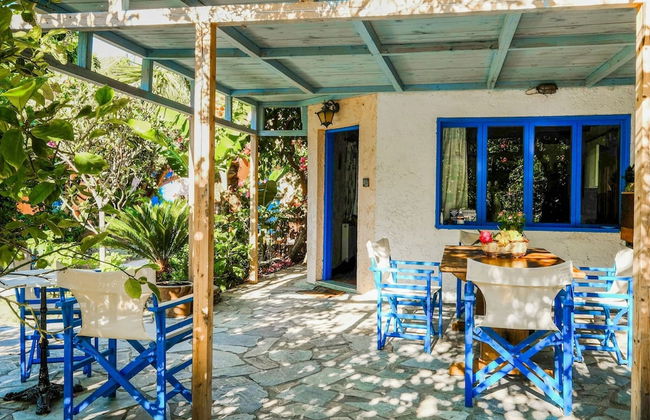 Tranquil Holiday Home in Palaiochora near Sea Beach - Photo 32