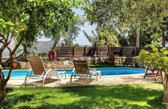 Villa Aloni-traditional Stone Villa With Nice View,pool and Garden - Photo 17