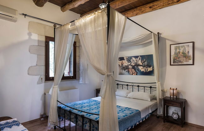 Villa Aloni-traditional Stone Villa With Nice View,pool and Garden - Photo 2