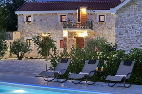 Foto 40 - Spacious Villa in Prkos With Private Swimming Pool