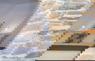 Photo 14 - Castle Mansions