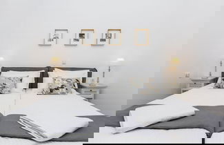 Photo 28 - Castle Mansions