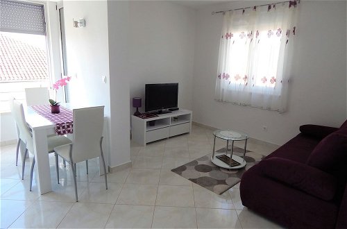 Foto 11 - Homely Apartment in Trogir near Beach
