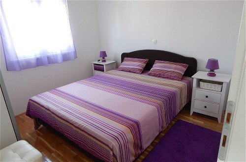 Photo 2 - Homely Apartment in Trogir near Beach