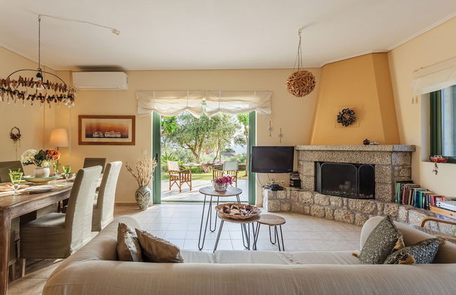 Lavender Garden Retreat - Secluded Seaside Getaway - Photo 29