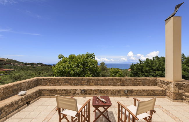 Lavender Garden Retreat - Secluded Seaside Getaway - Photo 32