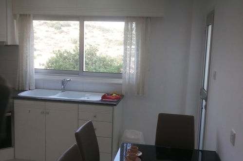 Photo 6 - 3 Bedroom Apartment with Sea View