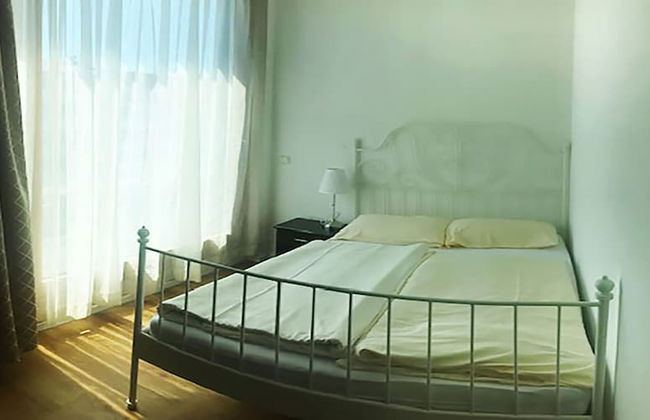 Munich Downtown Suites - Photo 8