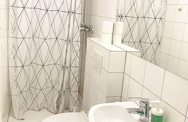 Munich Downtown Suites - Photo 25