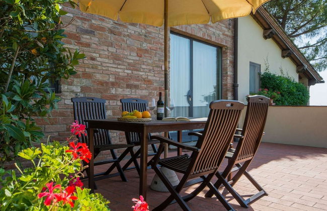 Farmhouse in Chianti With Pool and Terrace - Foto 1