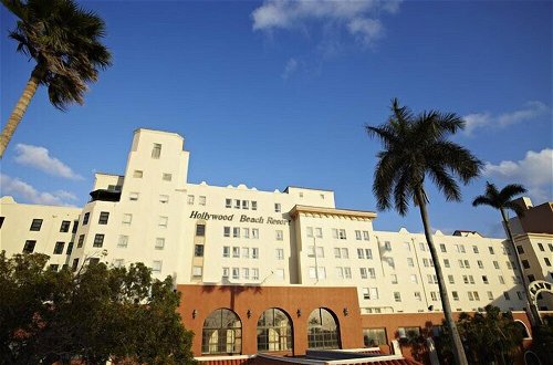 Foto 15 - Hollywood Beach Resort- Beautiful Large Studio , Simply the Best Value