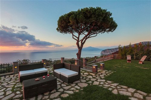 Foto 49 - Luxury Villa with breathtaking Seaview, pool, BBQ