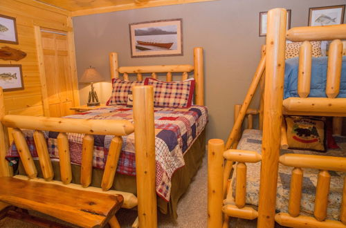 Foto 8 - Cub Creek Lodge - Three Bedroom Cabin