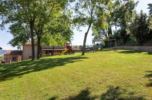 Photo 21 - Holiday Home in Volterra With Pool