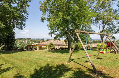 Photo 15 - Holiday Home in Volterra With Pool