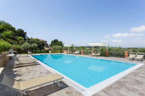 Photo 13 - Holiday Home in Volterra With Pool