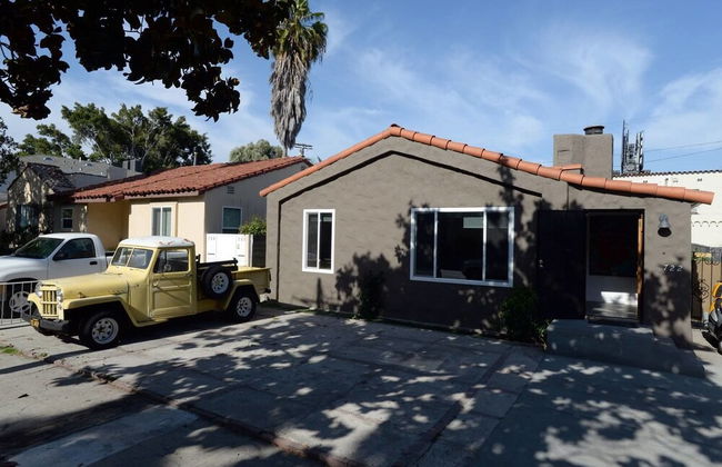 Spacious House on Melrose w Private Backyard Gym - Foto 26