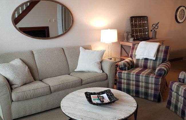 Unit 303 BD/ 2 BA - Photo 3