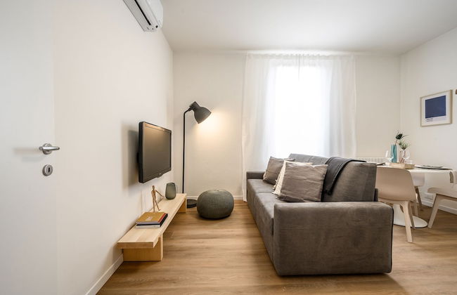 Emilia Suite Young - Foto 1