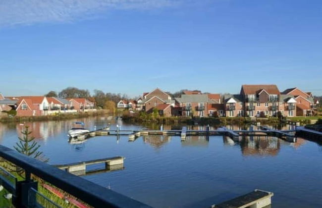 Waterside Townhouse With Balcony And Marina View - Foto 1