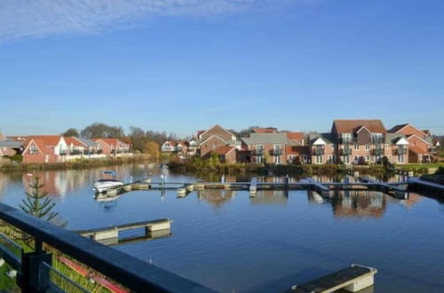 Photo 1 - Waterside Townhouse With Balcony And Marina View