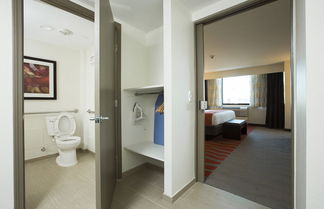 Photo 3 - Holiday Inn Houston S - Nrg Area - Medical Center, an IHG Hotel