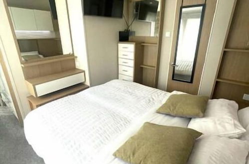 Photo 1 - Luxury 3 bed Mobile Home on the sea