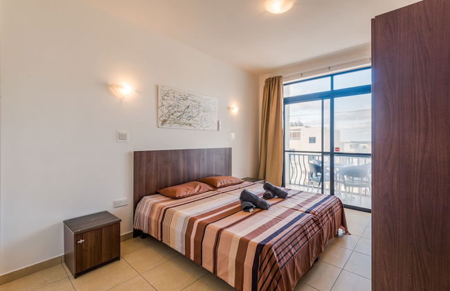 Seashells Self Catering Apartment by Getaways Malta - Foto 4