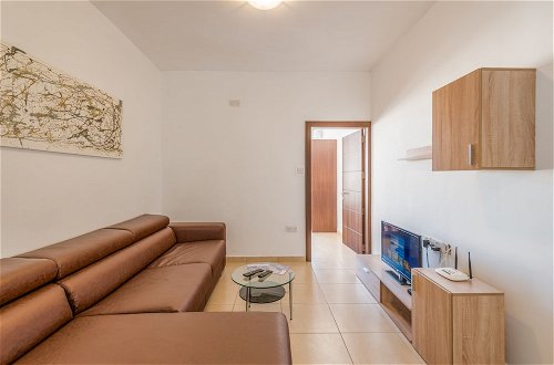 Foto 12 - Seashells 2 Bedroom Apartment by Getaways Malta